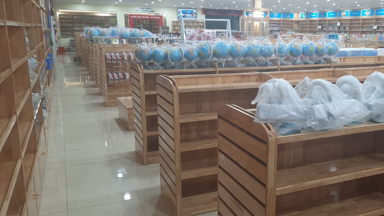 mẫu Kệ gỗ cho nhà sách, siêu thị