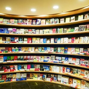 Kệ trưng bày sách, giá kệ cho nhà sách